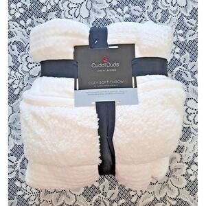 Cuddl Duds Cozy Soft Throw Ivory Reversible Plush Sherpa Blanket 50"x 60" New‎